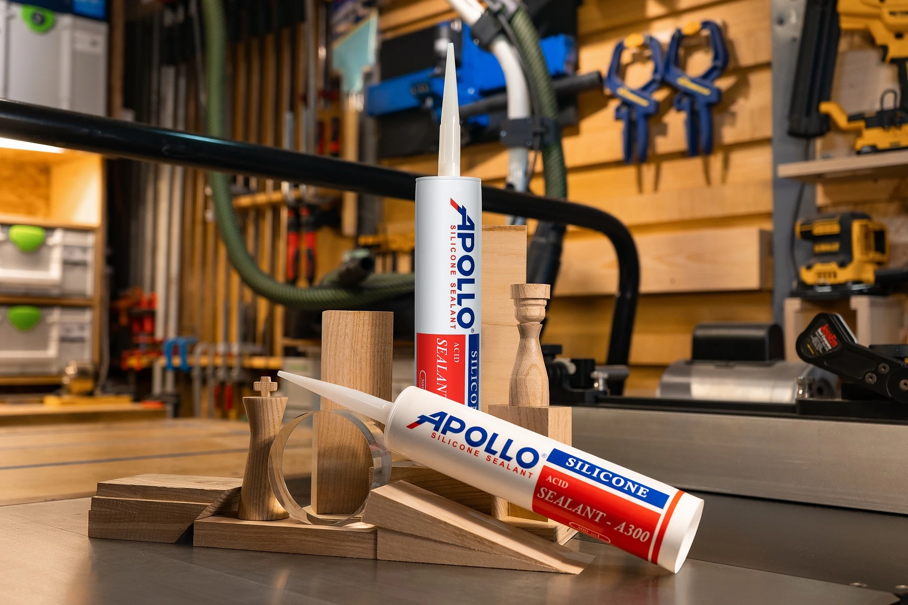 Apollo-Silicone-a300-vua-keo-kinh-89